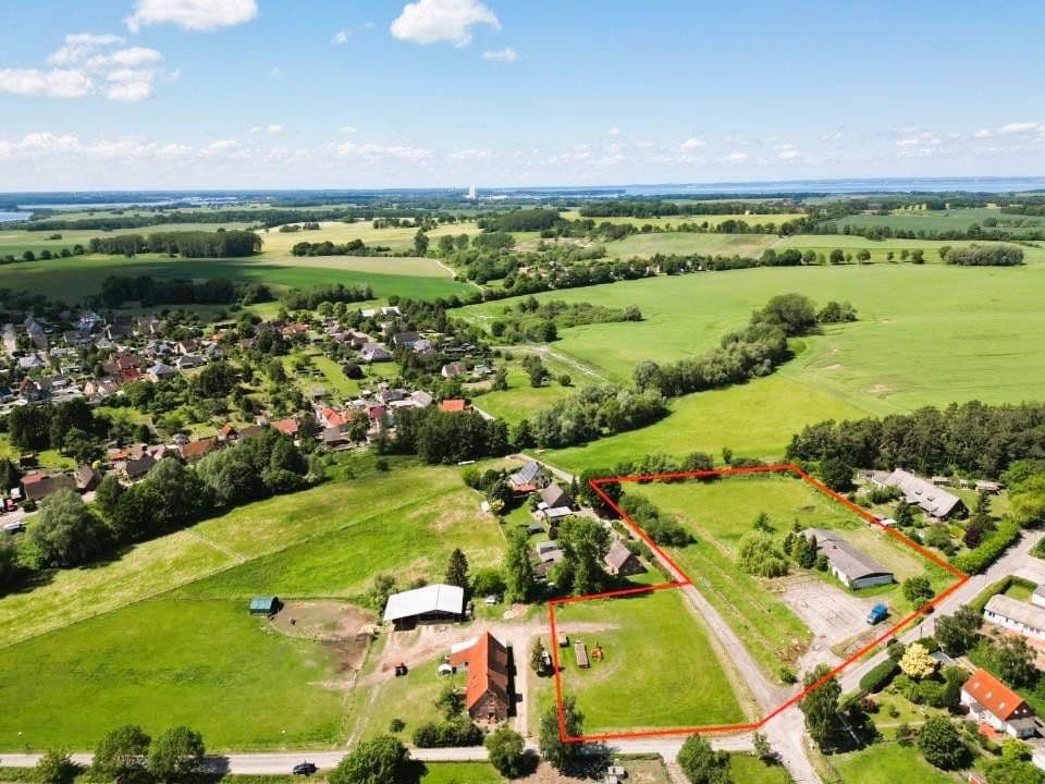 Prodej domu 135 m², pozemek 801 m², Dassow, Mecklenburg-Vorpommern Prodej domu 135 m², pozemek 801 m², Dassow, Mecklenburg-Vorpommern