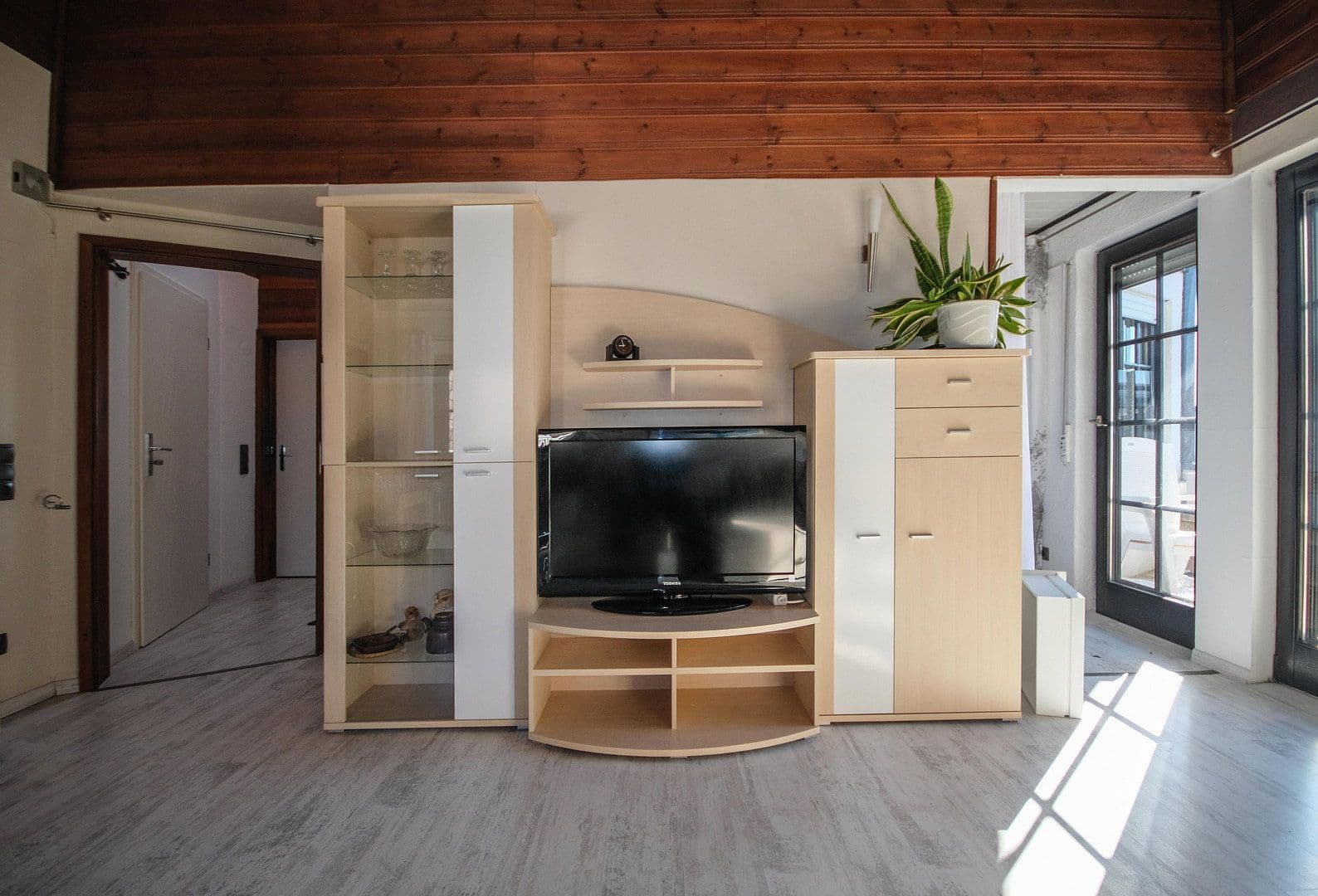 Pronájem bytu 1+1 51 m², Friedrichsdorf, Hessen Pronájem bytu 1+1 51 m², Friedrichsdorf, Hessen