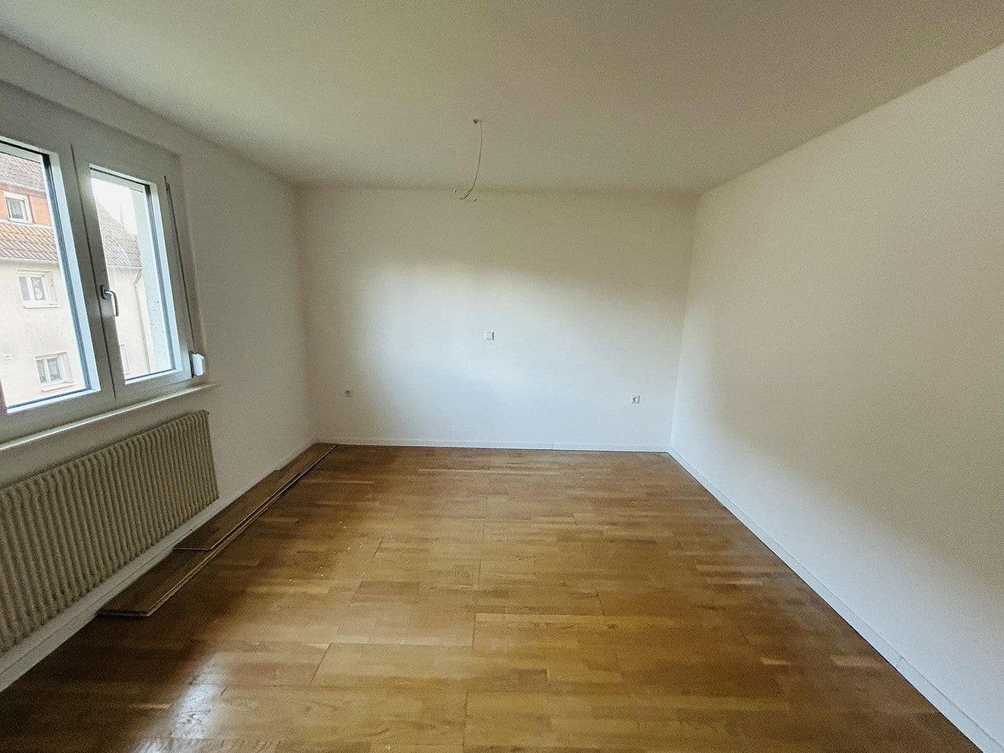 Pronájem bytu 2+kk 63 m², Wasenstr. 11, Kirchheim am Neckar, Bádensko-Württembersko Pronájem bytu 2+kk 63 m², Wasenstr. 11, Kirchheim am Neckar, Bádensko-Württembersko
