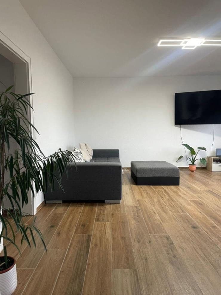 Pronájem bytu 4+1 100 m², Lengsdorfer Hauptstraße 97, Bonn, Severní Porýní-Vestfálsko Pronájem bytu 4+1 100 m², Lengsdorfer Hauptstraße 97, Bonn, Severní Porýní-Vestfálsko