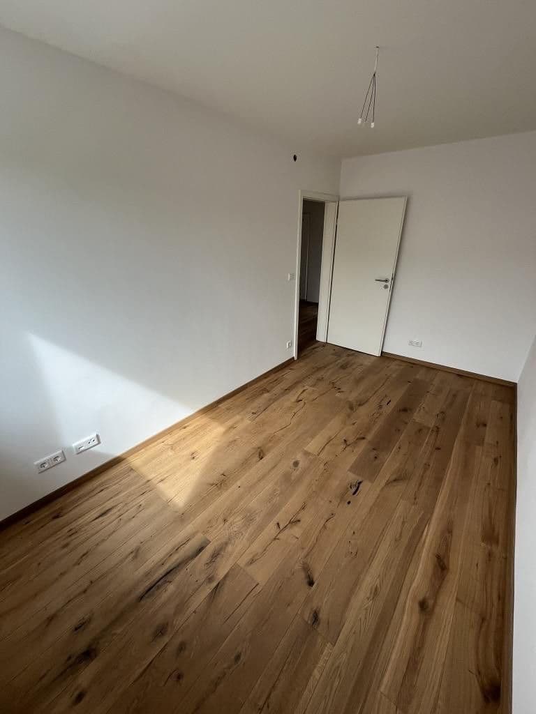 Pronájem bytu 4+1 93 m², Nürnberg, Bavorsko Pronájem bytu 4+1 93 m², Nürnberg, Bavorsko