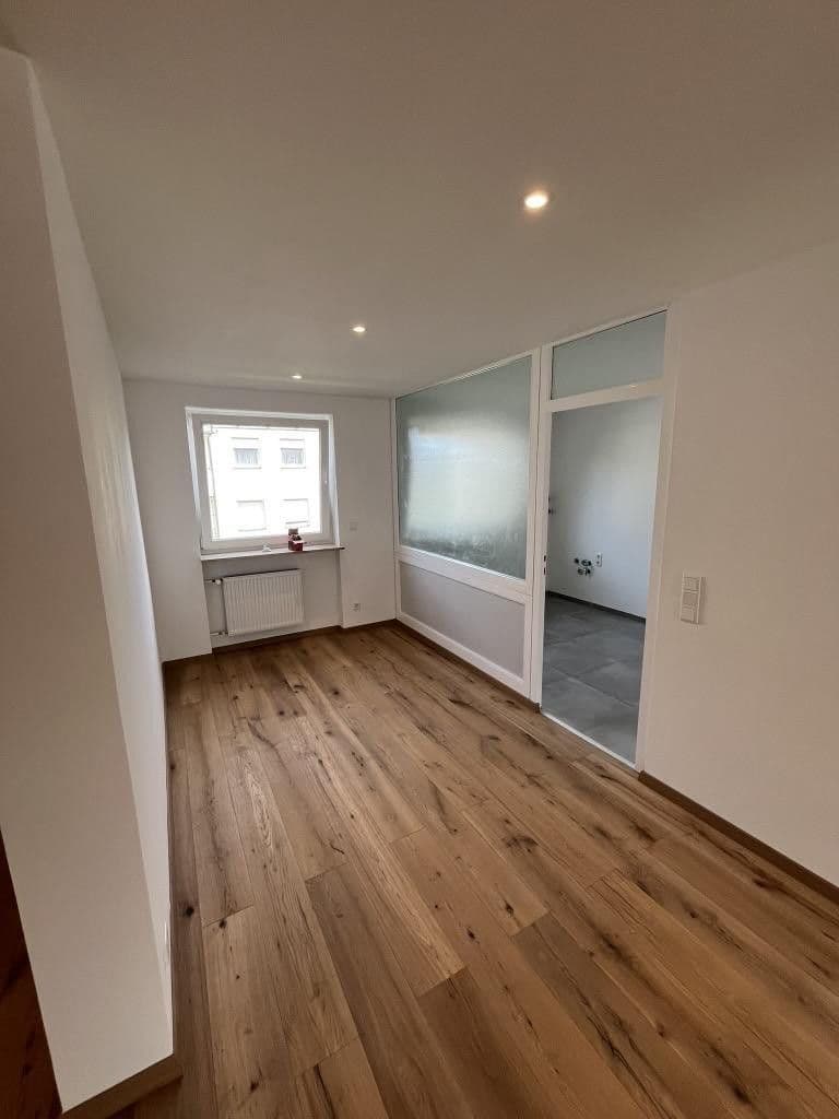Pronájem bytu 4+1 93 m², Nürnberg, Bavorsko Pronájem bytu 4+1 93 m², Nürnberg, Bavorsko
