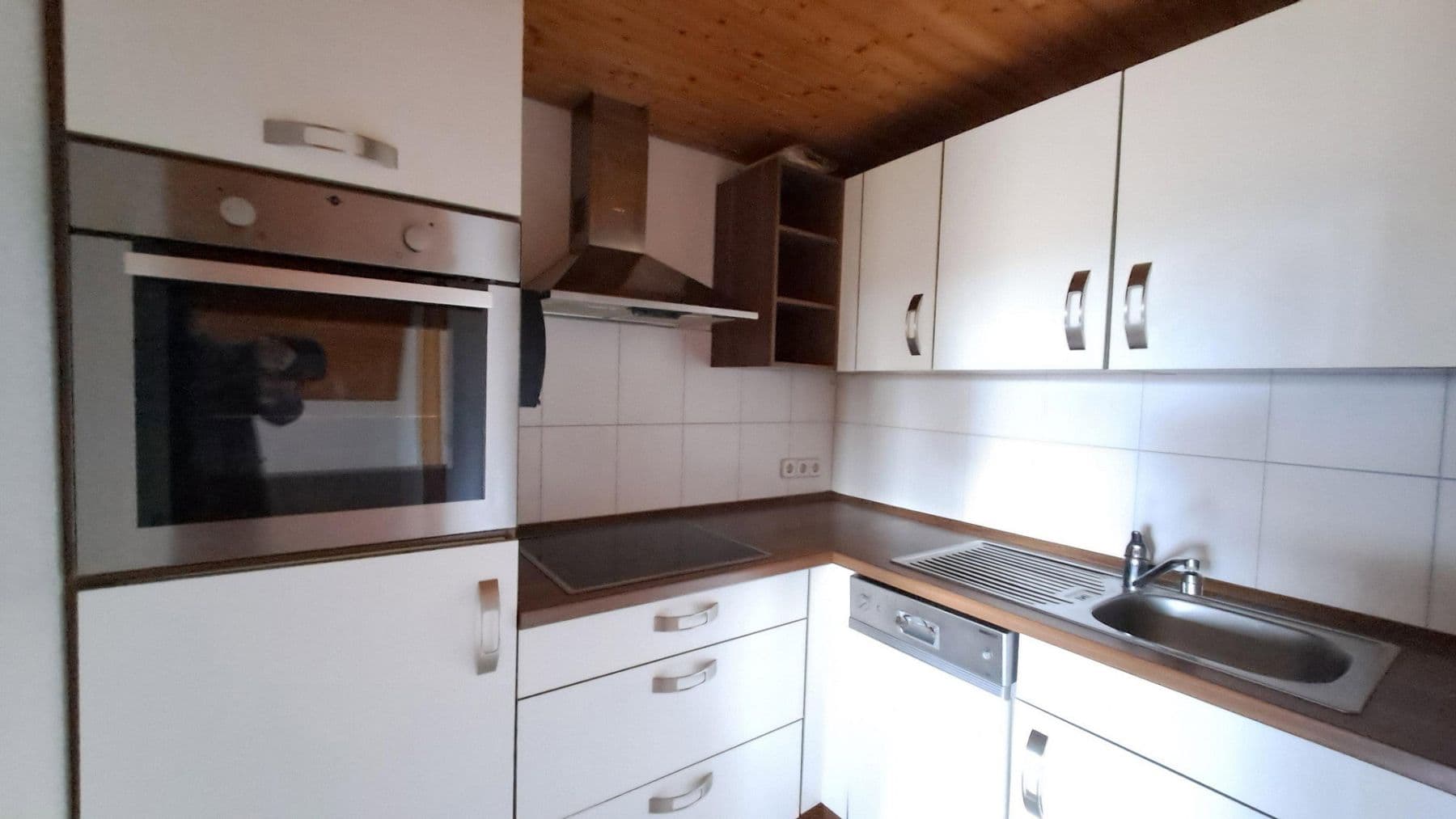 Prodej domu 436 m², pozemek 1.970 m², Erlenbachweg 22, Lenzkirch, Bádensko-Württembersko Prodej domu 436 m², pozemek 1.970 m², Erlenbachweg 22, Lenzkirch, Bádensko-Württembersko