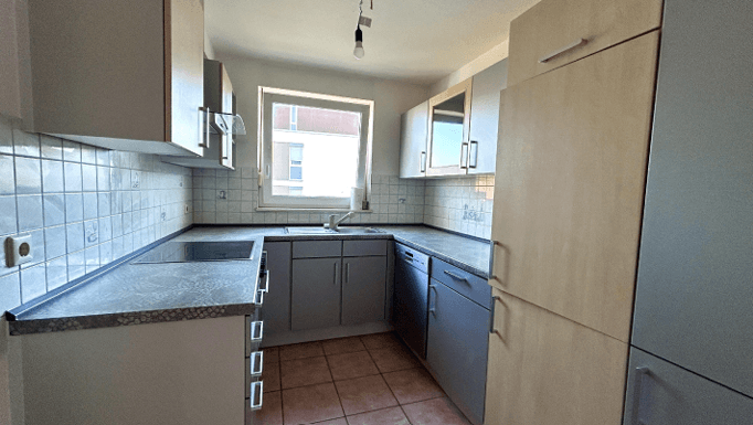 Pronájem bytu 3+1 82 m², Heilbronn, Bádensko-Württembersko Pronájem bytu 3+1 82 m², Heilbronn, Bádensko-Württembersko