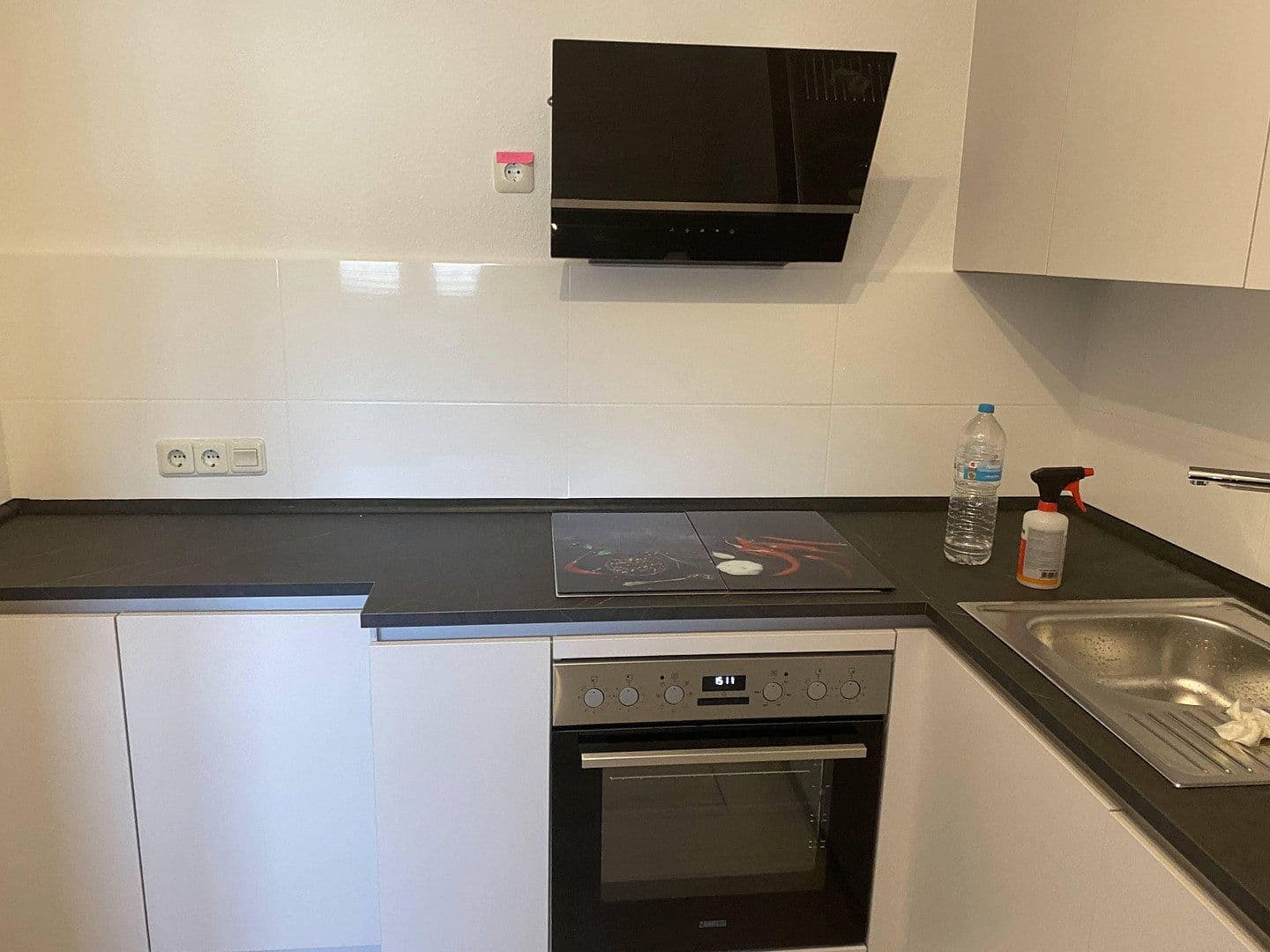 Pronájem bytu 3+1 66 m², Petersstrasse 59, Krefeld, Severní Porýní-Vestfálsko Pronájem bytu 3+1 66 m², Petersstrasse 59, Krefeld, Severní Porýní-Vestfálsko