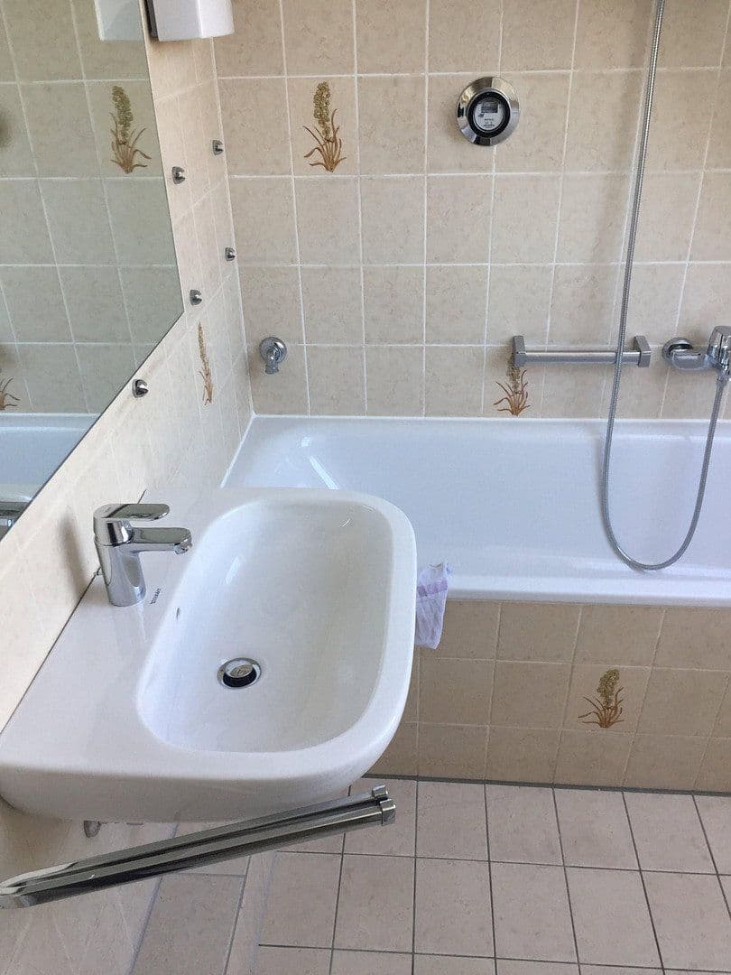 Pronájem bytu 3+1 66 m², Petersstrasse 59, Krefeld, Severní Porýní-Vestfálsko Pronájem bytu 3+1 66 m², Petersstrasse 59, Krefeld, Severní Porýní-Vestfálsko