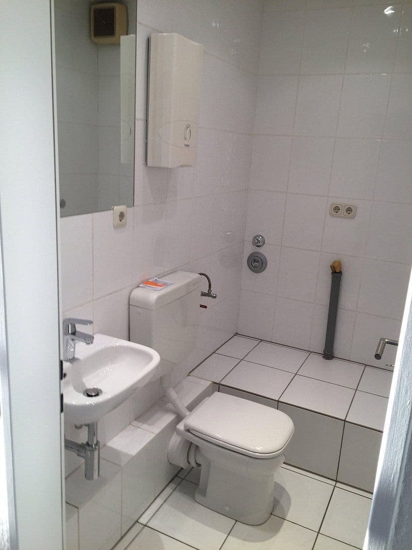 Pronájem bytu 3+1 66 m², Petersstrasse 59, Krefeld, Severní Porýní-Vestfálsko Pronájem bytu 3+1 66 m², Petersstrasse 59, Krefeld, Severní Porýní-Vestfálsko