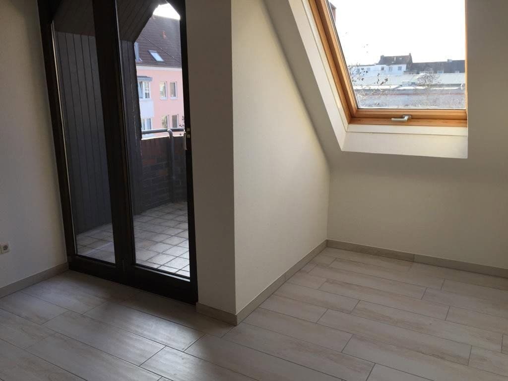 Pronájem bytu 3+1 66 m², Petersstrasse 59, Krefeld, Severní Porýní-Vestfálsko Pronájem bytu 3+1 66 m², Petersstrasse 59, Krefeld, Severní Porýní-Vestfálsko