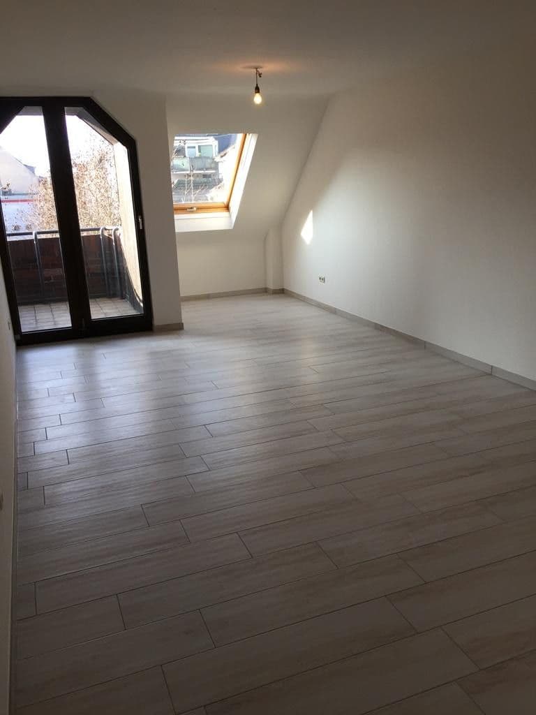 Pronájem bytu 3+1 66 m², Petersstrasse 59, Krefeld, Severní Porýní-Vestfálsko Pronájem bytu 3+1 66 m², Petersstrasse 59, Krefeld, Severní Porýní-Vestfálsko