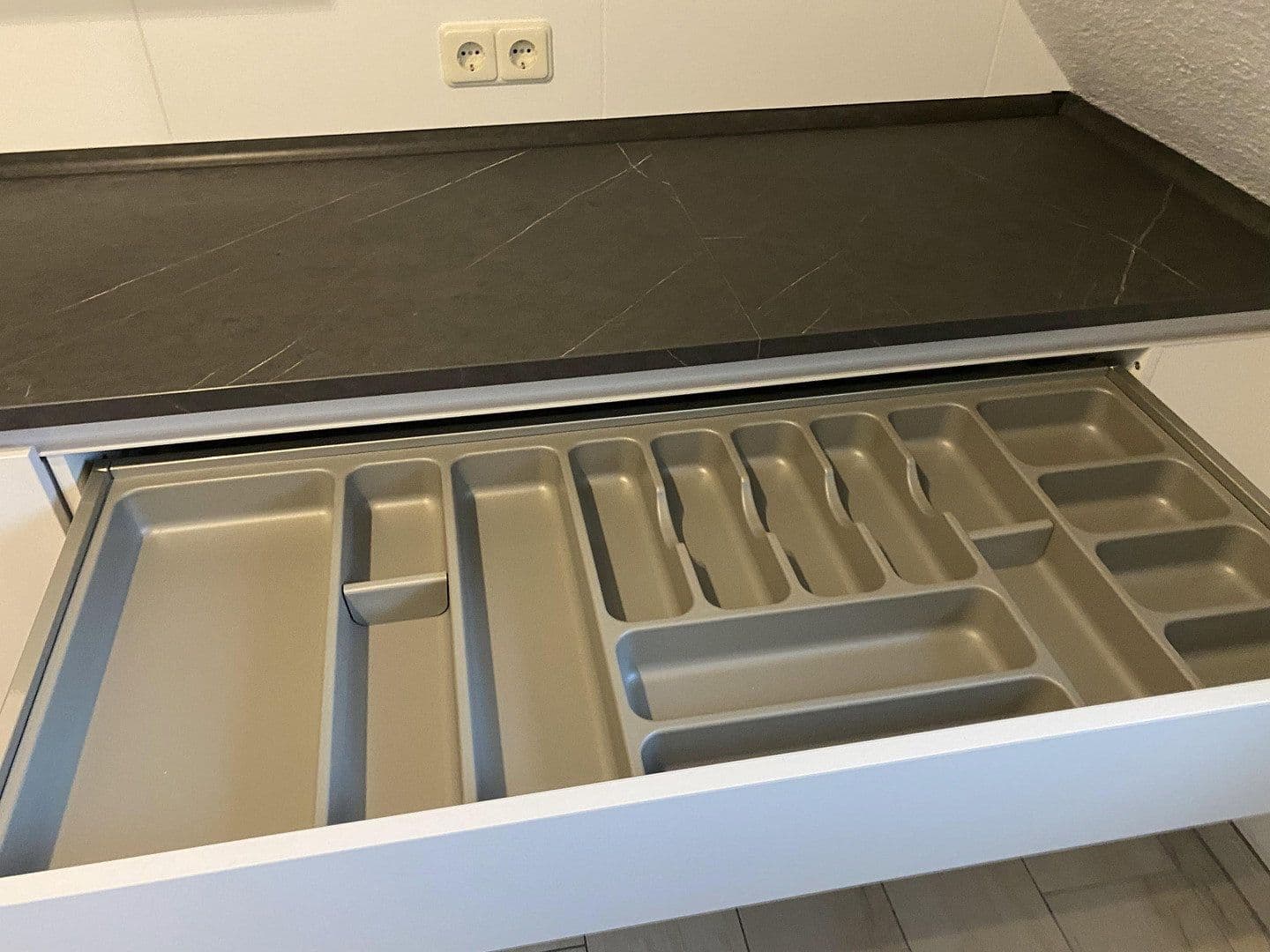 Pronájem bytu 3+1 66 m², Petersstrasse 59, Krefeld, Severní Porýní-Vestfálsko Pronájem bytu 3+1 66 m², Petersstrasse 59, Krefeld, Severní Porýní-Vestfálsko