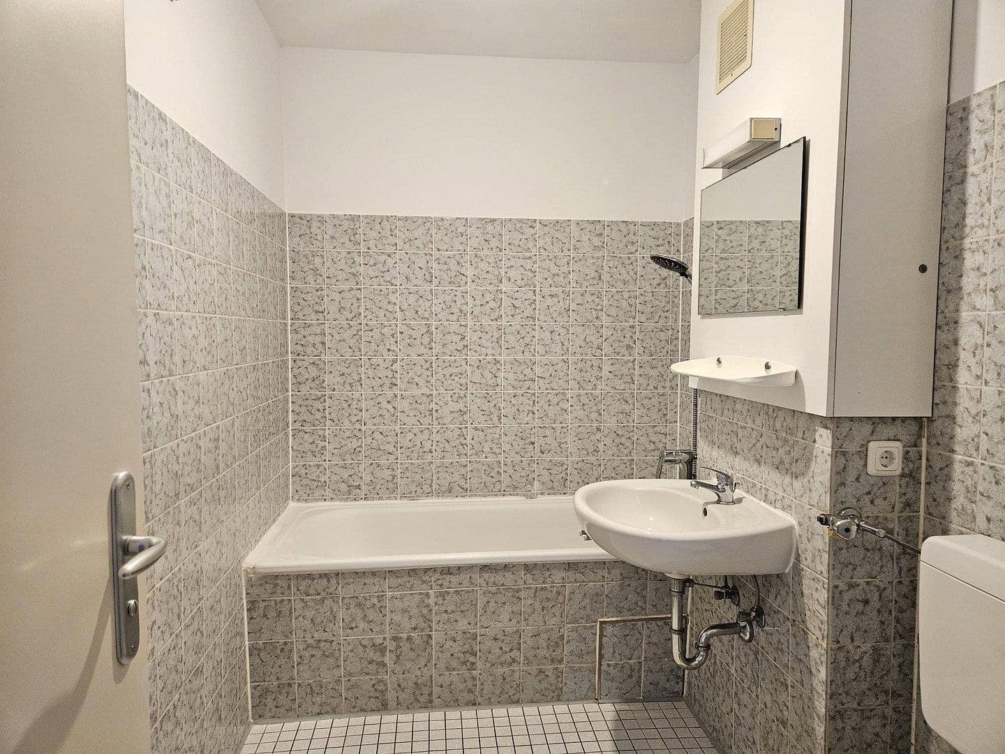 Pronájem bytu 2+1 57 m², Heiglhofstraße 86, München, Bavorsko Pronájem bytu 2+1 57 m², Heiglhofstraße 86, München, Bavorsko