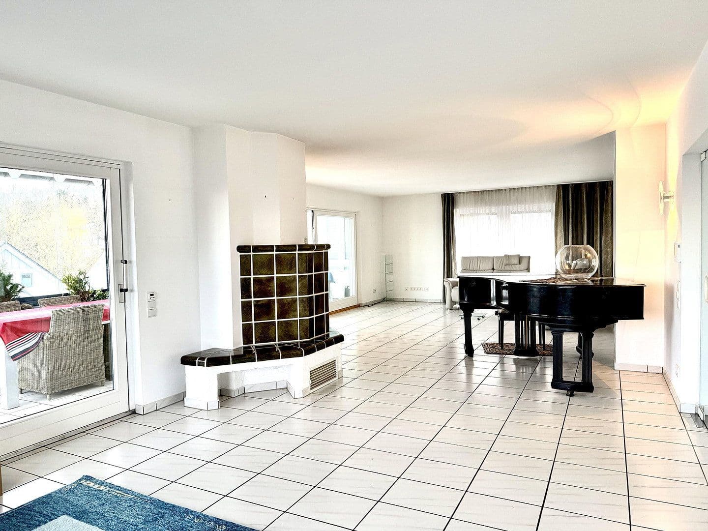 Prodej domu 270 m², pozemek 776 m², Weisenheim am Berg, Porýní-Falc Prodej domu 270 m², pozemek 776 m², Weisenheim am Berg, Porýní-Falc