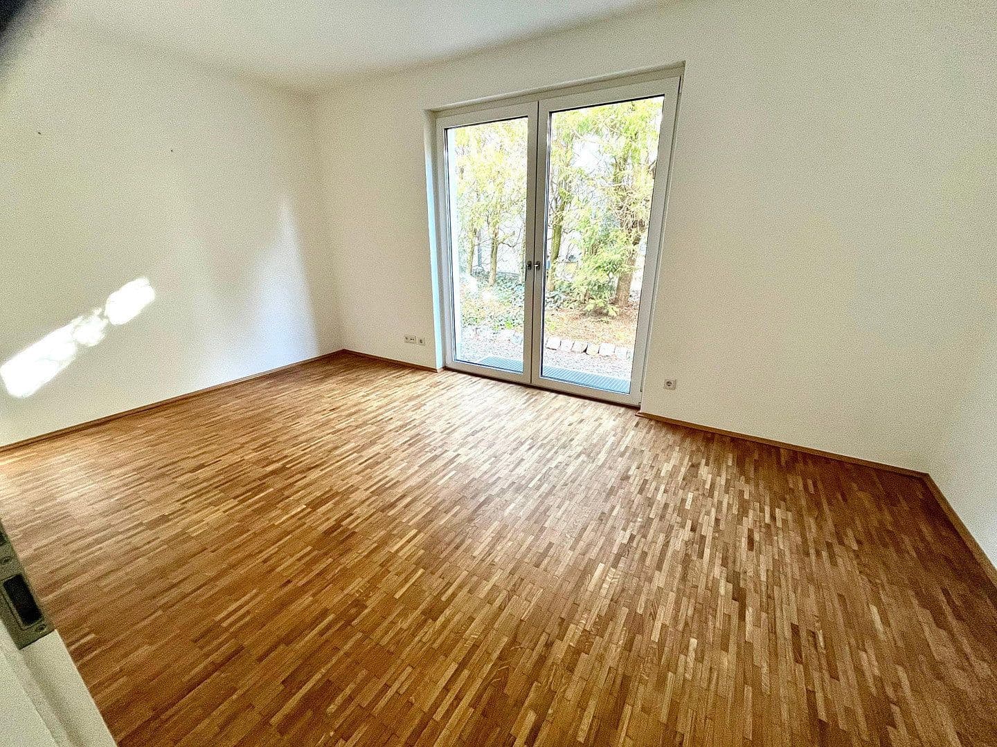 Pronájem bytu 3+kk 131 m², Weinheim, Bádensko-Württembersko Pronájem bytu 3+kk 131 m², Weinheim, Bádensko-Württembersko