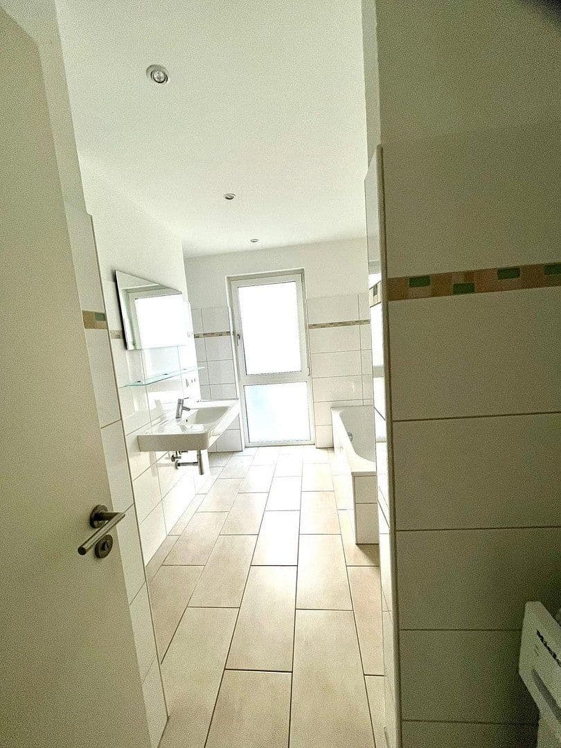 Pronájem bytu 3+kk 131 m², Weinheim, Bádensko-Württembersko Pronájem bytu 3+kk 131 m², Weinheim, Bádensko-Württembersko