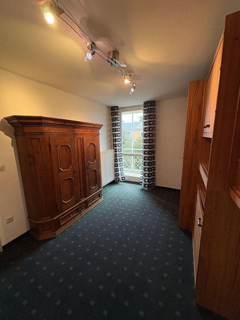 Prodej domu 144 m², pozemek 314 m², Krailling, Bavorsko Prodej domu 144 m², pozemek 314 m², Krailling, Bavorsko