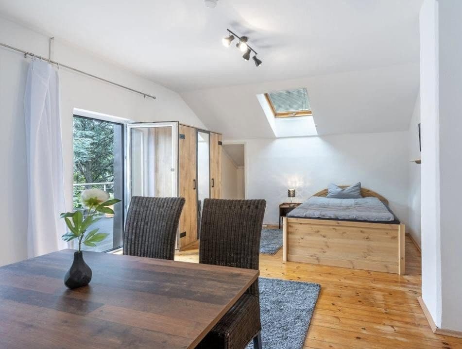 Prodej domu 200 m², pozemek 731 m², Planegg, Bavorsko Prodej domu 200 m², pozemek 731 m², Planegg, Bavorsko
