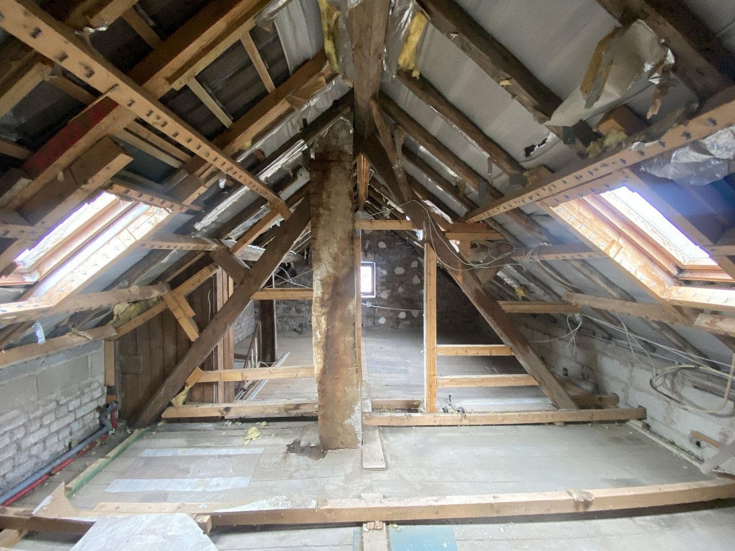 Prodej domu 221 m², pozemek 923 m², Blankenheim, Severní Porýní-Vestfálsko Prodej domu 221 m², pozemek 923 m², Blankenheim, Severní Porýní-Vestfálsko