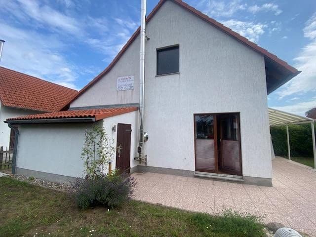 Prodej domu 100 m², pozemek 252 m², Luvweg 5C, Rechlin, Mecklenburg-Vorpommern Prodej domu 100 m², pozemek 252 m², Luvweg 5C, Rechlin, Mecklenburg-Vorpommern