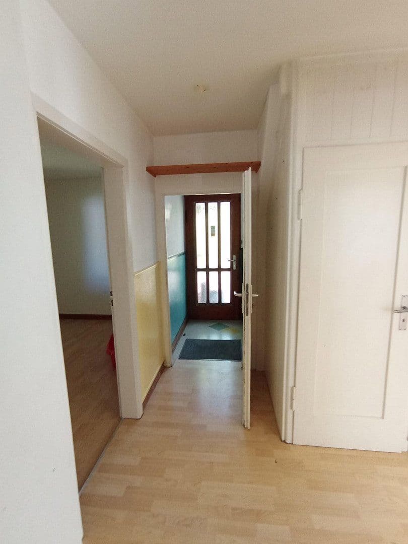 Prodej domu 136 m², pozemek 443 m², Brackenheim, Bádensko-Württembersko Prodej domu 136 m², pozemek 443 m², Brackenheim, Bádensko-Württembersko