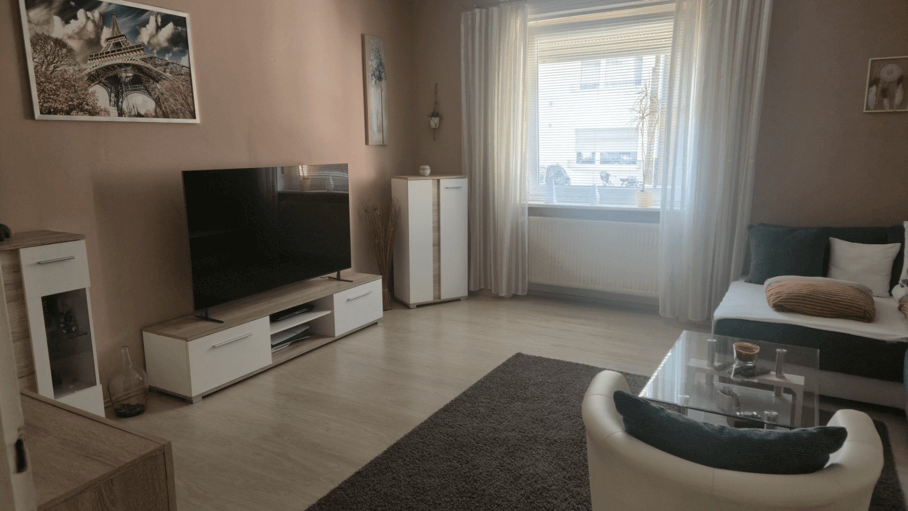 Pronájem bytu 1+1 45 m², Mannheim, Bádensko-Württembersko Pronájem bytu 1+1 45 m², Mannheim, Bádensko-Württembersko