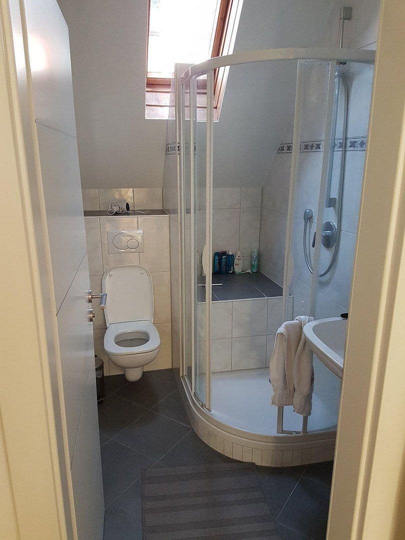 Prodej domu 183 m², pozemek 590 m², Obertshausen, Hessen Prodej domu 183 m², pozemek 590 m², Obertshausen, Hessen