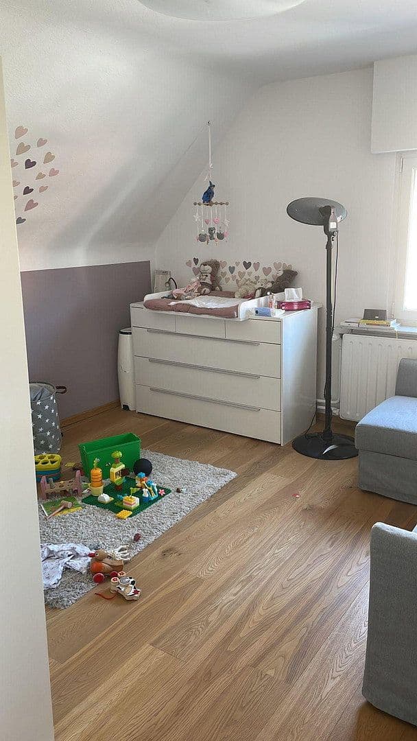 Prodej domu 183 m², pozemek 590 m², Obertshausen, Hessen Prodej domu 183 m², pozemek 590 m², Obertshausen, Hessen