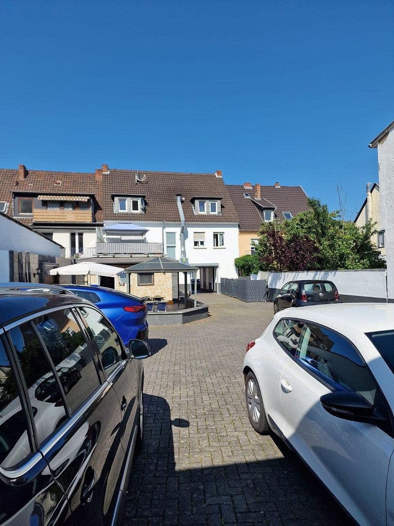 Prodej domu 374 m², pozemek 511 m², Zehnerstrasse, Bad Breisig, Porýní-Falc Prodej domu 374 m², pozemek 511 m², Zehnerstrasse, Bad Breisig, Porýní-Falc