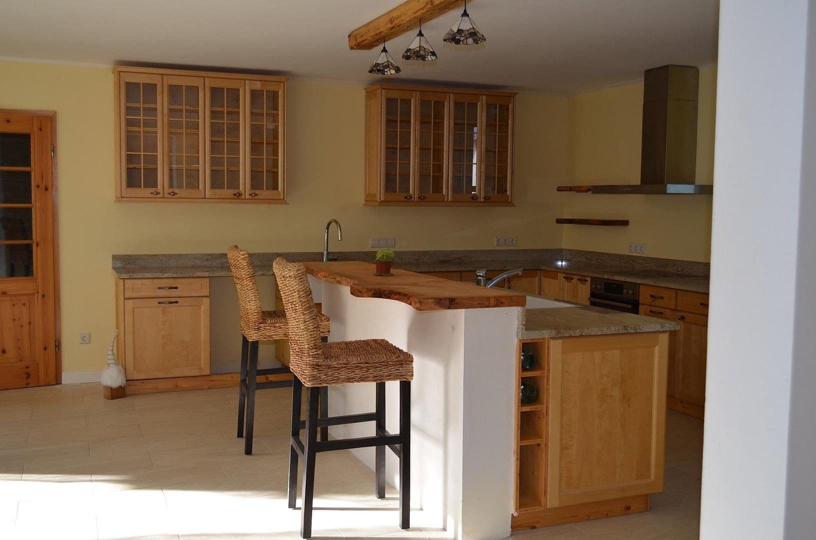 Prodej domu 248 m², pozemek 998 m², Krautgartenweg 3, Neckargemünd, Bádensko-Württembersko Prodej domu 248 m², pozemek 998 m², Krautgartenweg 3, Neckargemünd, Bádensko-Württembersko