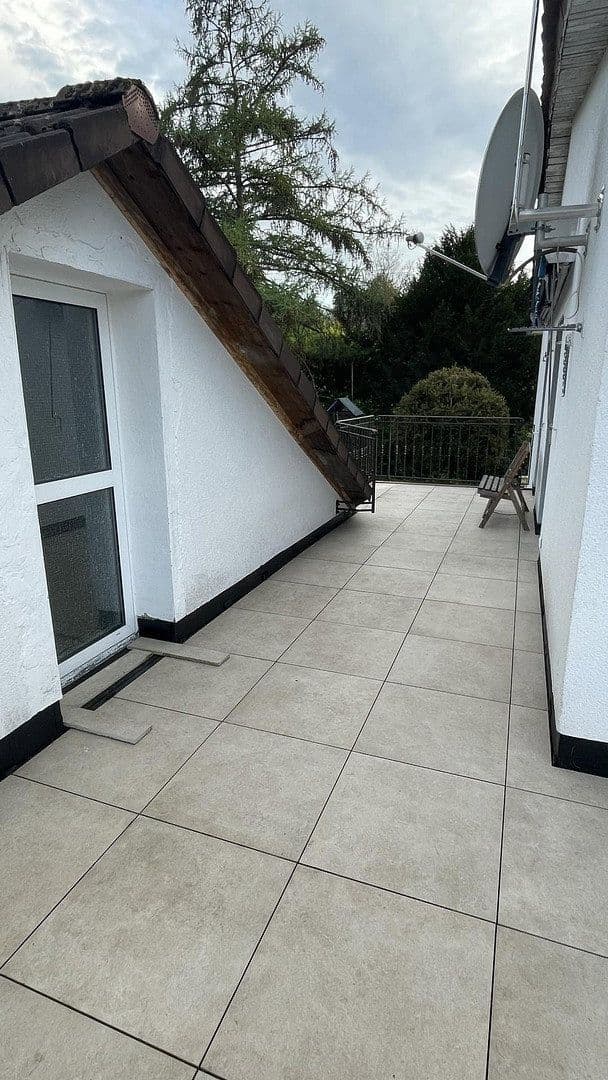 Prodej domu 248 m², pozemek 998 m², Krautgartenweg 3, Neckargemünd, Bádensko-Württembersko Prodej domu 248 m², pozemek 998 m², Krautgartenweg 3, Neckargemünd, Bádensko-Württembersko