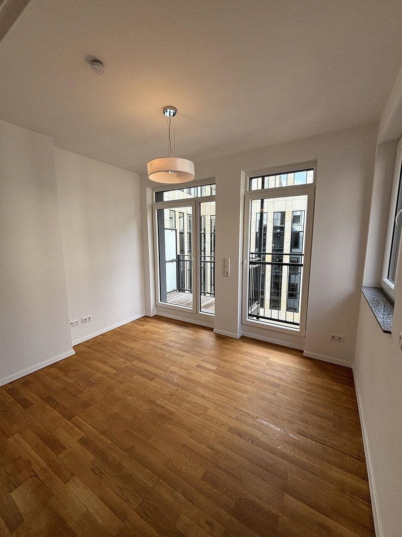 Pronájem bytu 2+kk 77 m², Mainluststraße 13, Frankfurt am Main, Hessen Pronájem bytu 2+kk 77 m², Mainluststraße 13, Frankfurt am Main, Hessen