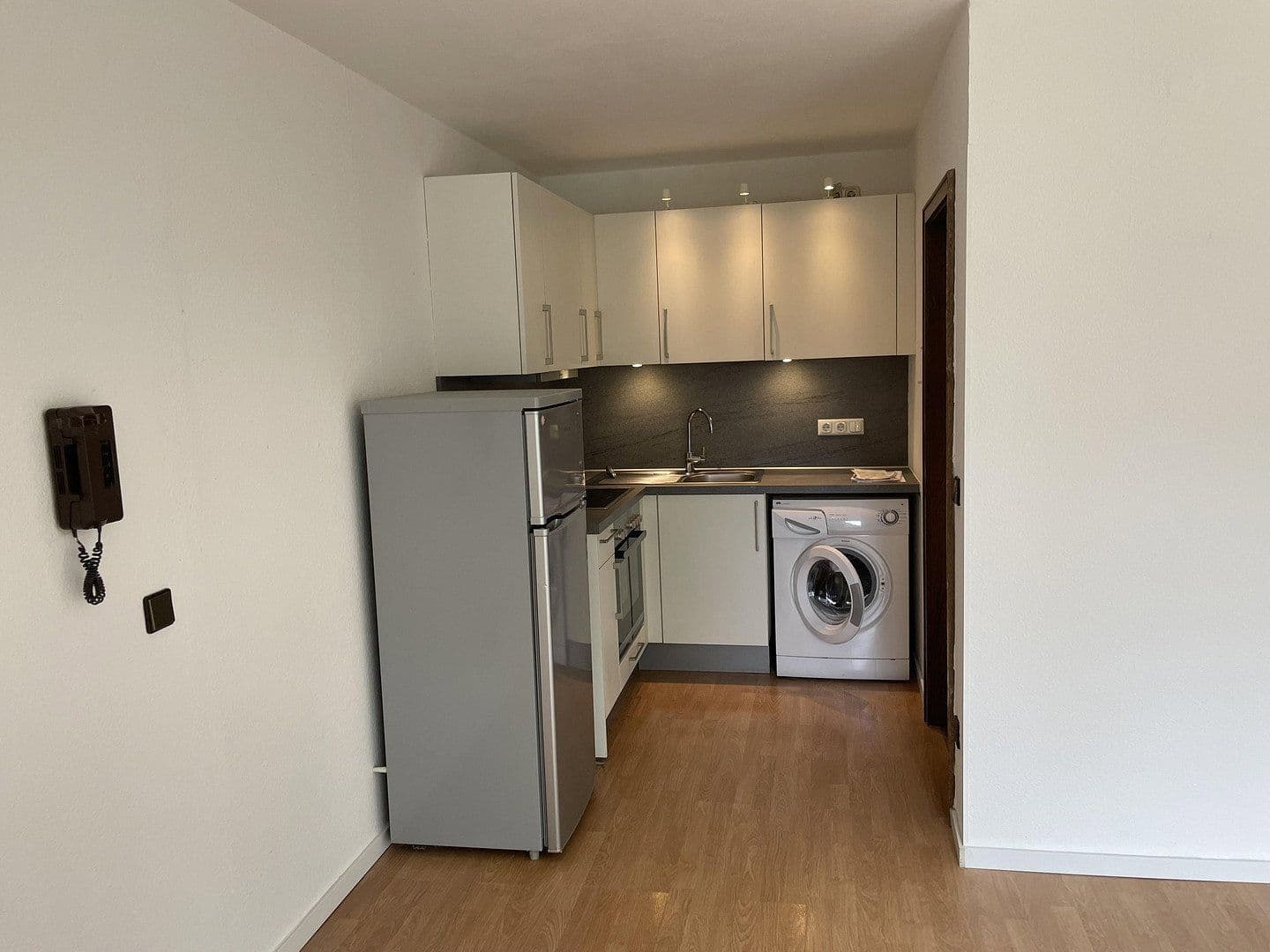 Pronájem bytu 1+1 27 m², Rudolf-Diesel-Strasse 12, Hösbach, Bavorsko Pronájem bytu 1+1 27 m², Rudolf-Diesel-Strasse 12, Hösbach, Bavorsko