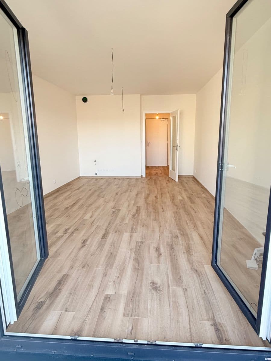 Pronájem bytu 1+kk 36 m², Bukačova, Praha, Praha Pronájem bytu 1+kk 36 m², Bukačova, Praha, Praha