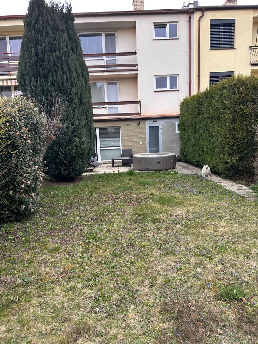 Pronájem bytu 2+kk 200 m², Křehlíkova, Brno, Jihomoravský kraj Pronájem bytu 2+kk 200 m², Křehlíkova, Brno, Jihomoravský kraj