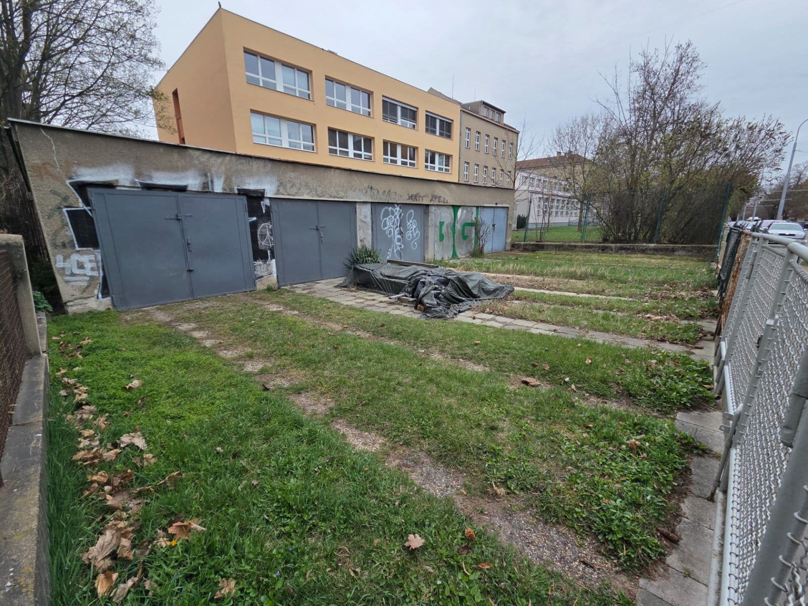 Pronájem garáže 16 m², Jungmannova, Brno, Jihomoravský kraj Pronájem garáže 16 m², Jungmannova, Brno, Jihomoravský kraj