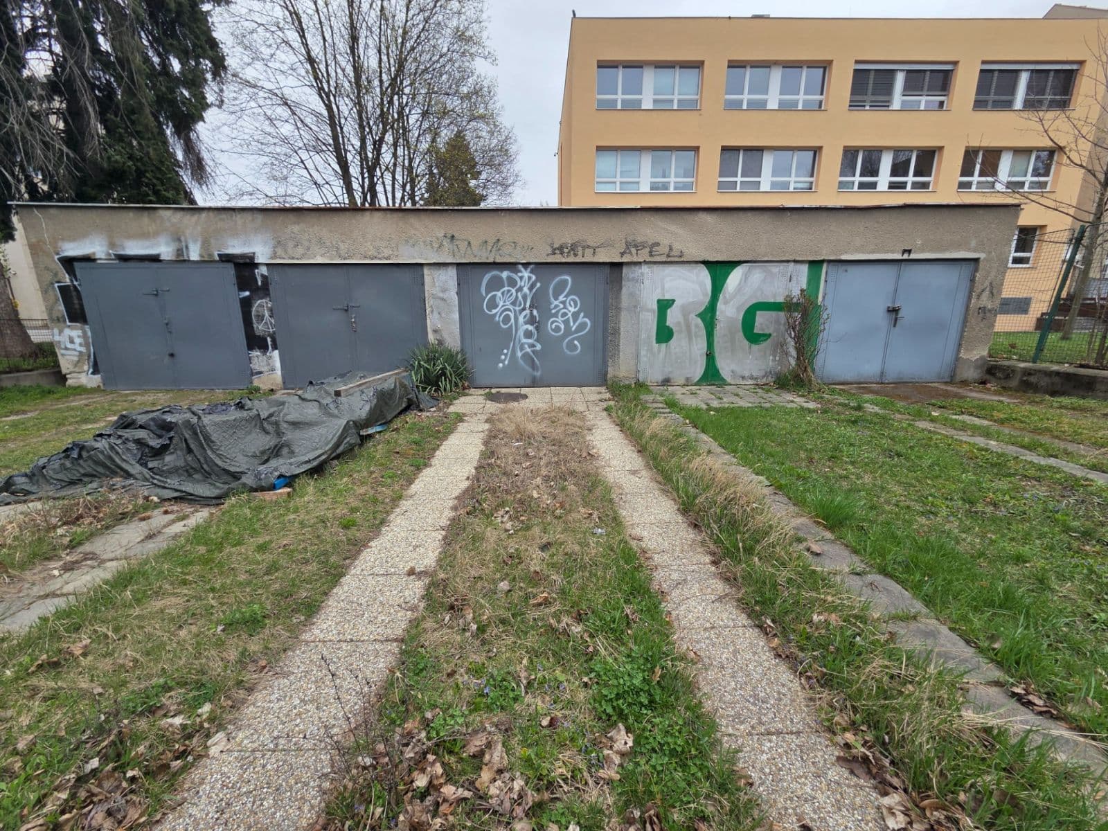 Pronájem garáže 16 m², Jungmannova, Brno, Jihomoravský kraj Pronájem garáže 16 m², Jungmannova, Brno, Jihomoravský kraj