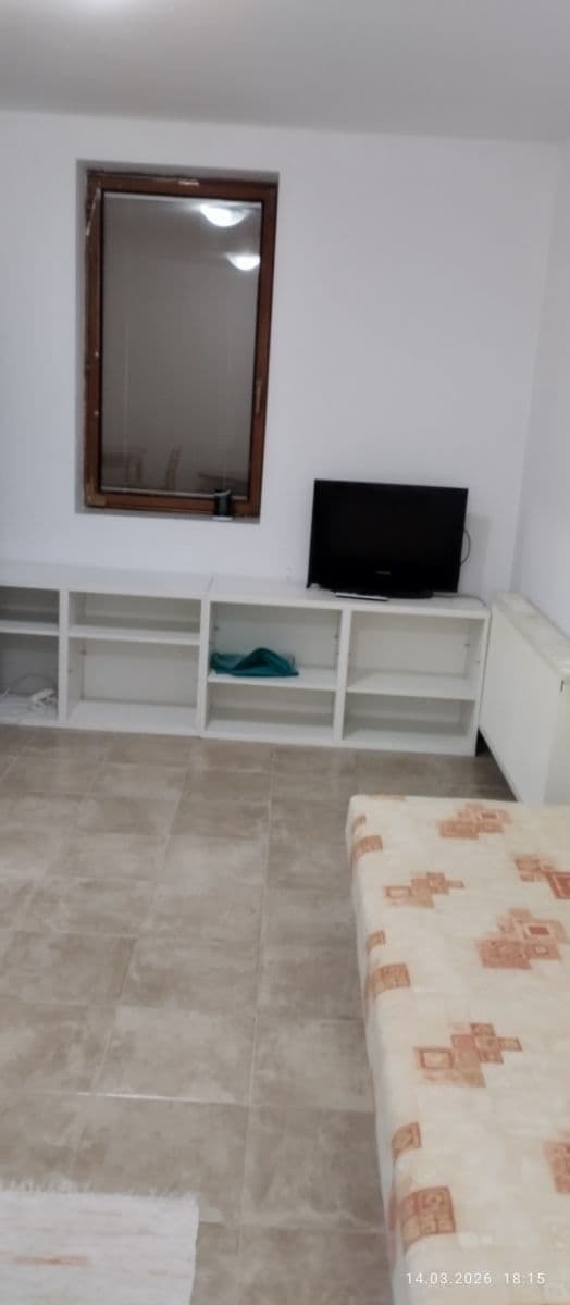 Pronájem bytu 1+1 35 m², Janka Kráľa, Madunice, Trnavský kraj Pronájem bytu 1+1 35 m², Janka Kráľa, Madunice, Trnavský kraj