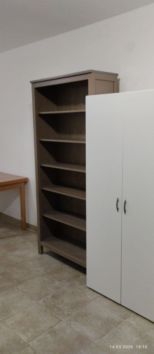 Pronájem bytu 1+1 35 m², Janka Kráľa, Madunice, Trnavský kraj Pronájem bytu 1+1 35 m², Janka Kráľa, Madunice, Trnavský kraj