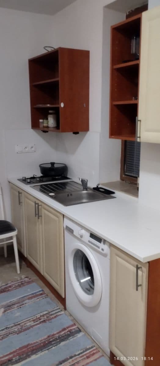 Pronájem bytu 1+1 35 m², Janka Kráľa, Madunice, Trnavský kraj Pronájem bytu 1+1 35 m², Janka Kráľa, Madunice, Trnavský kraj