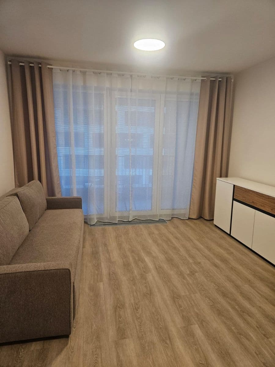 Pronájem bytu 1+kk 32 m², Poděbradská, Praha, Praha Pronájem bytu 1+kk 32 m², Poděbradská, Praha, Praha