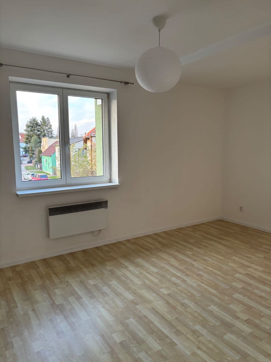 Pronájem bytu 2+kk 40 m², Masarykova, Rudná, Středočeský kraj Pronájem bytu 2+kk 40 m², Masarykova, Rudná, Středočeský kraj