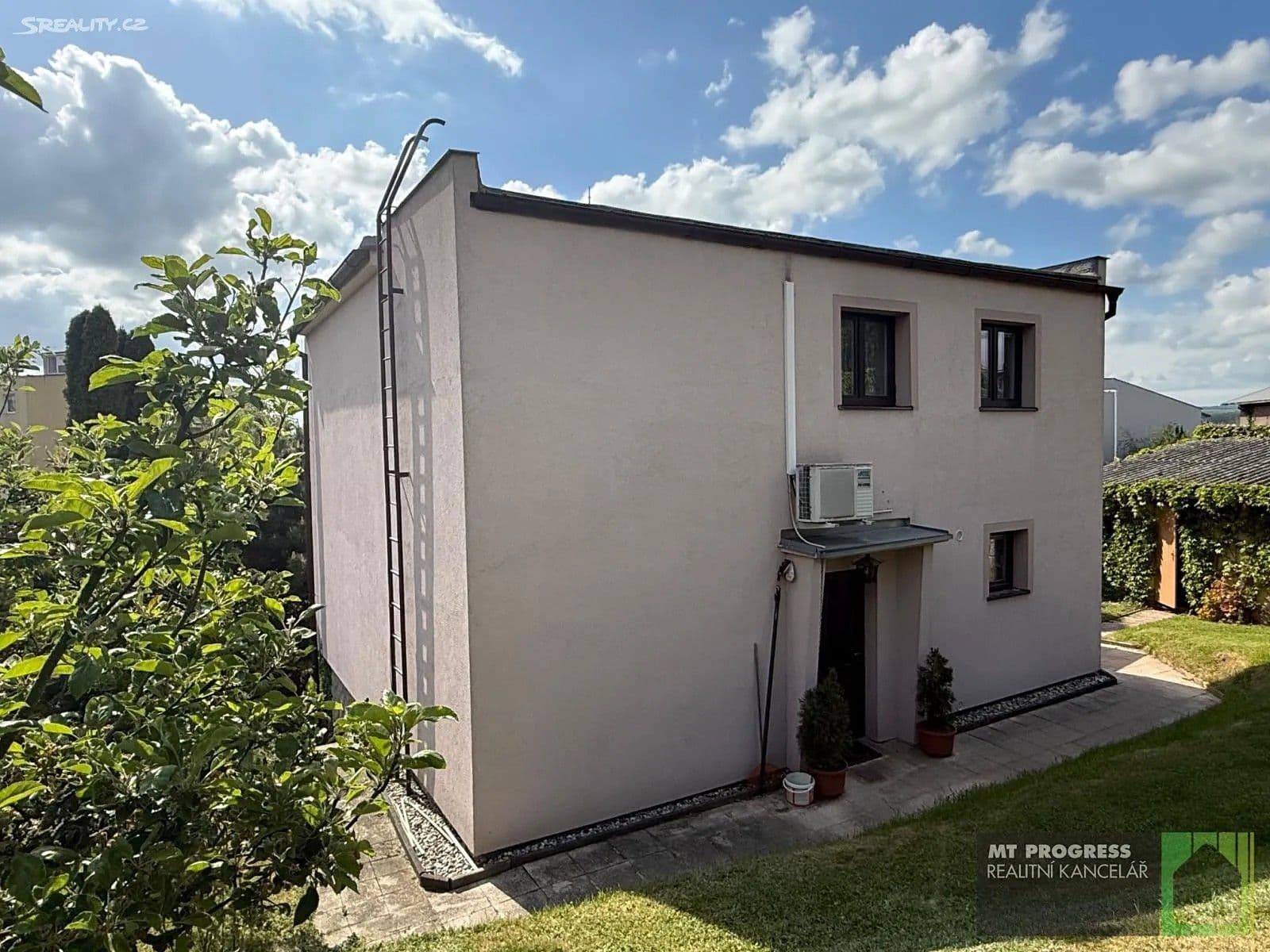 Pronájem domu 150 m², pozemek 907 m², Fojtíkova, Rakovník, Středočeský kraj Pronájem domu 150 m², pozemek 907 m², Fojtíkova, Rakovník, Středočeský kraj