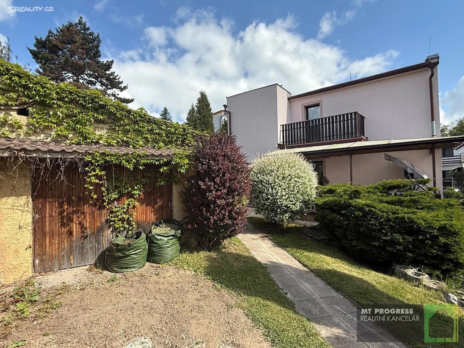 Pronájem domu 150 m², pozemek 907 m², Fojtíkova, Rakovník, Středočeský kraj Pronájem domu 150 m², pozemek 907 m², Fojtíkova, Rakovník, Středočeský kraj