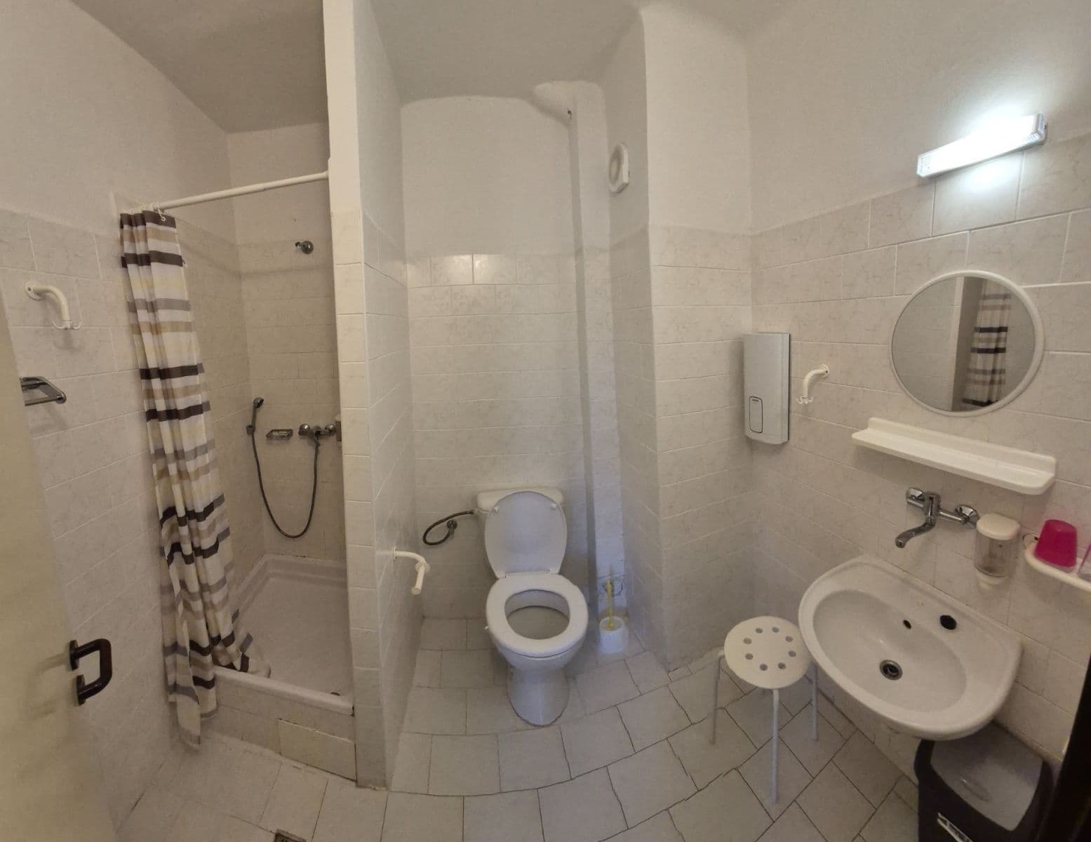 Prodej domu 386 m², pozemek 2.210 m², Hrubá Skála, Liberecký kraj Prodej domu 386 m², pozemek 2.210 m², Hrubá Skála, Liberecký kraj