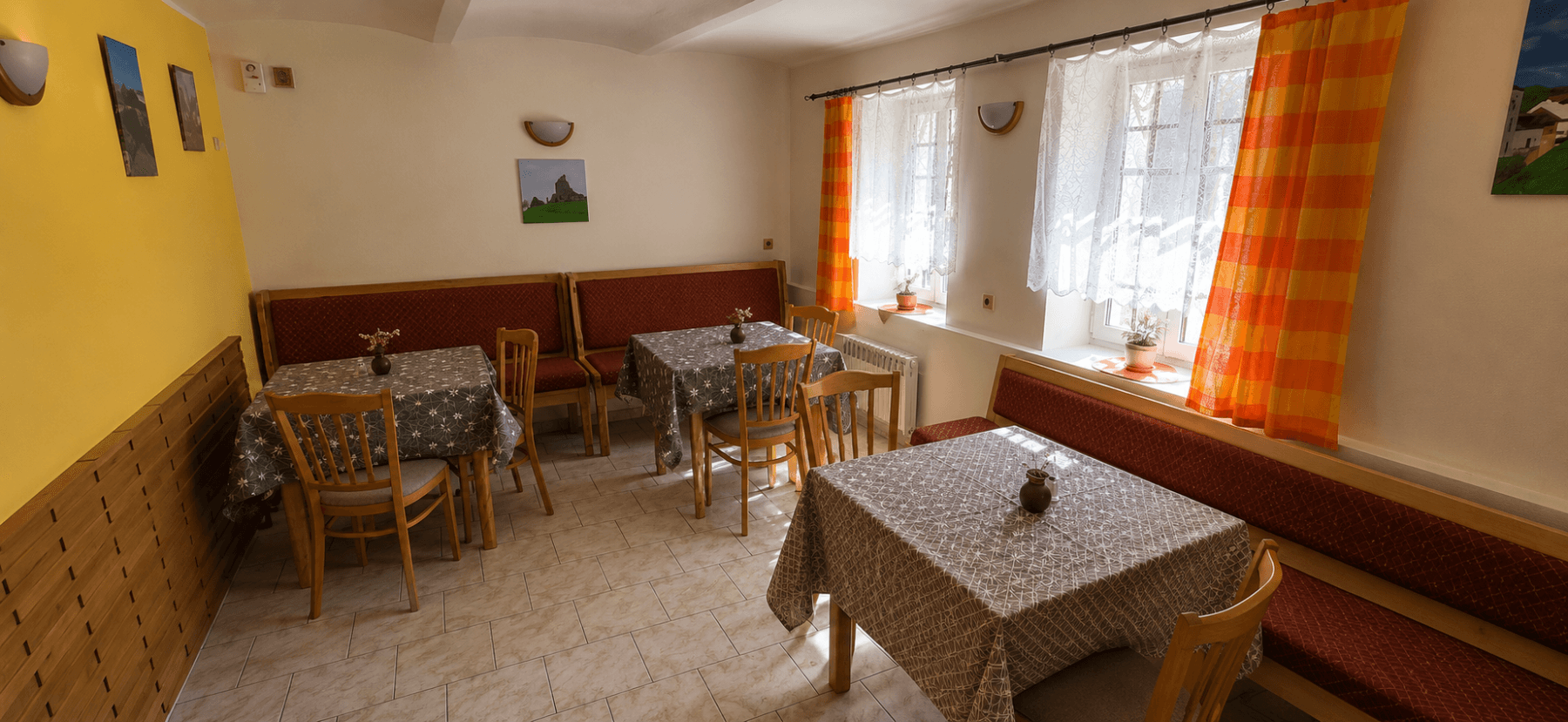 Prodej domu 386 m², pozemek 2.210 m², Hrubá Skála, Liberecký kraj Prodej domu 386 m², pozemek 2.210 m², Hrubá Skála, Liberecký kraj