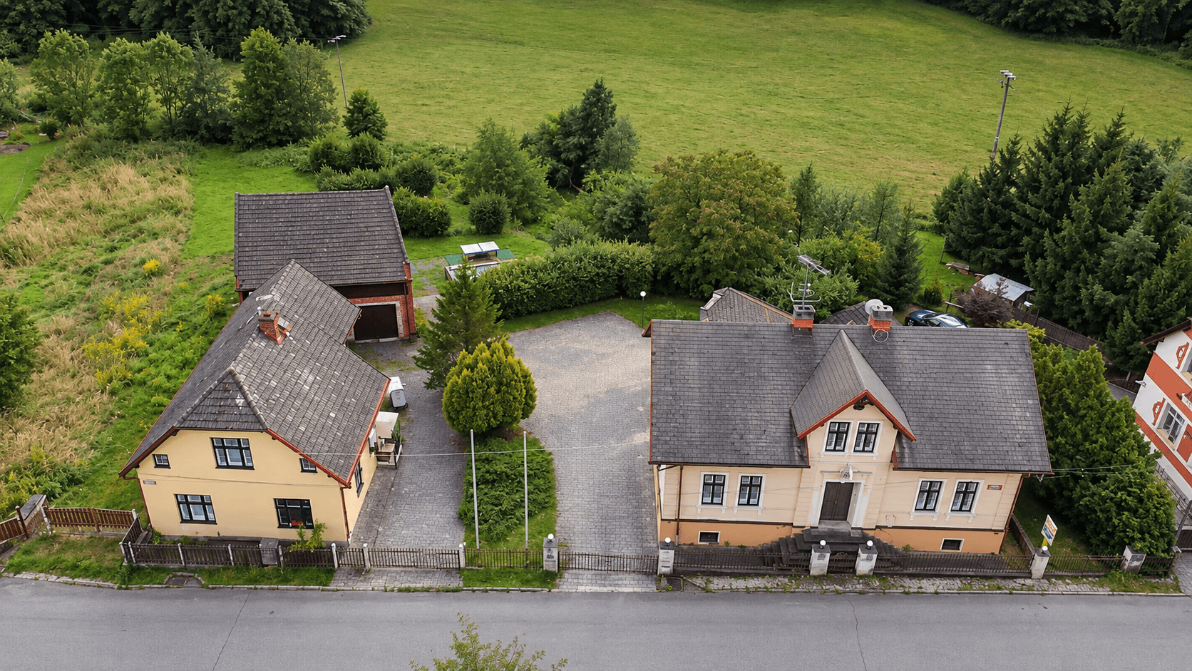 Prodej domu 386 m², pozemek 2.210 m², Hrubá Skála, Liberecký kraj Prodej domu 386 m², pozemek 2.210 m², Hrubá Skála, Liberecký kraj