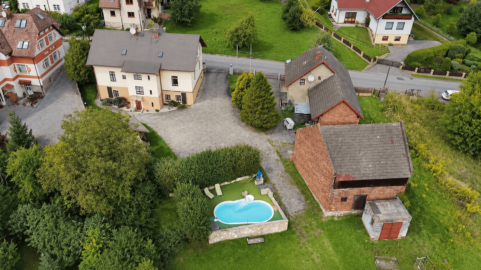 Prodej domu 386 m², pozemek 2.210 m², Hrubá Skála, Liberecký kraj Prodej domu 386 m², pozemek 2.210 m², Hrubá Skála, Liberecký kraj