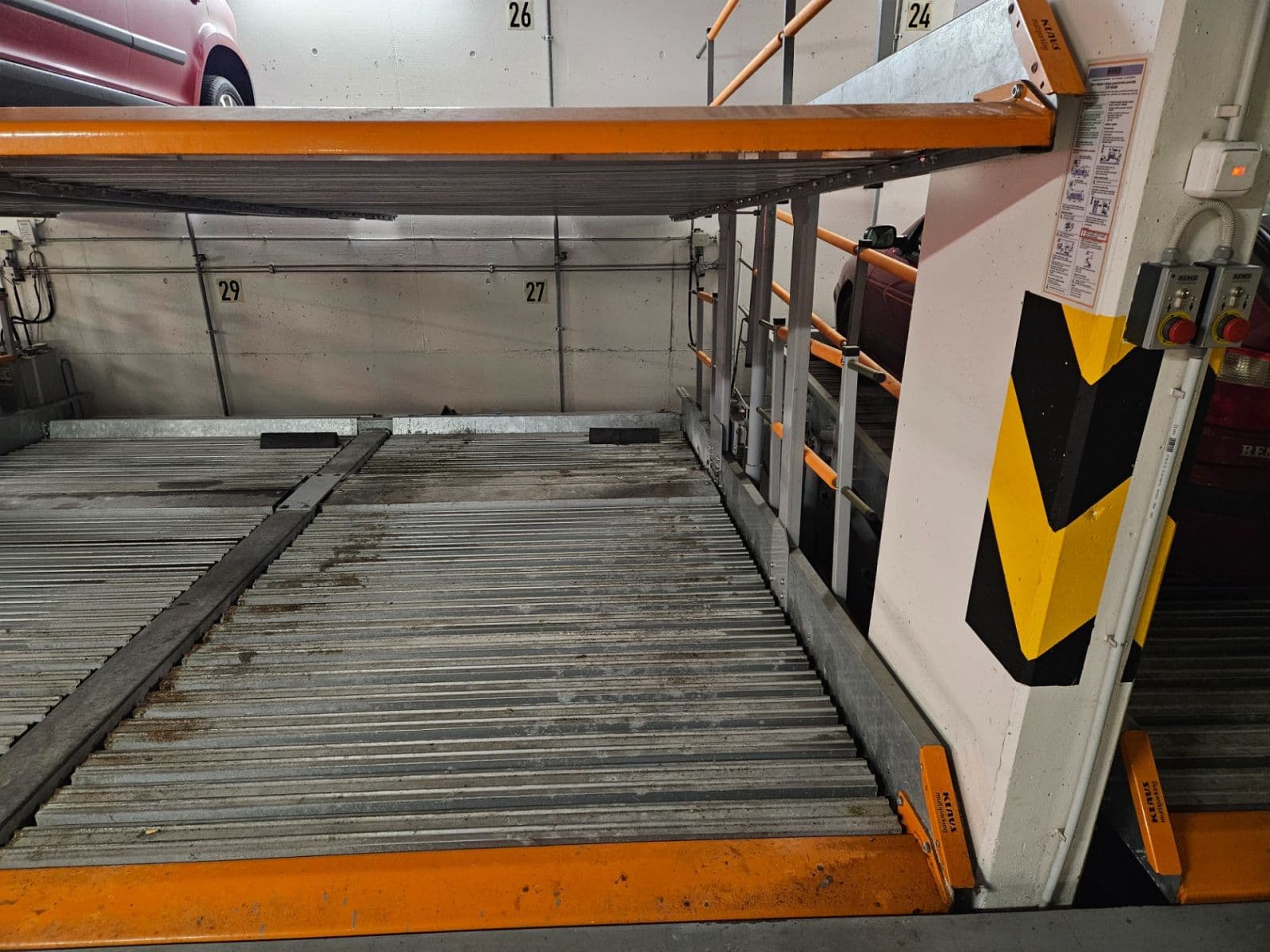 Prodej garáže 11 m², Lindleyova, Praha, Praha Prodej garáže 11 m², Lindleyova, Praha, Praha