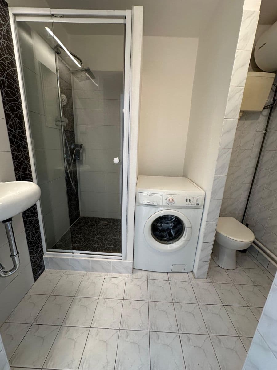 Pronájem bytu 1+kk 25 m², Bolevecká, Praha, Praha Pronájem bytu 1+kk 25 m², Bolevecká, Praha, Praha