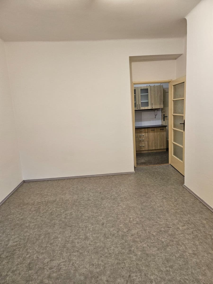 Pronájem bytu 1+kk 26 m², Vrchlického, Praha, Praha Pronájem bytu 1+kk 26 m², Vrchlického, Praha, Praha
