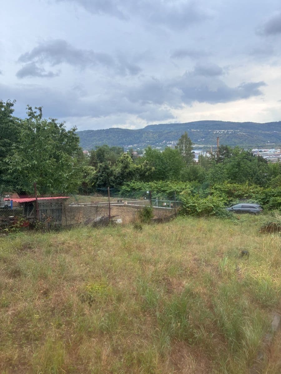 Prodej pozemku 915 m², Černá cesta, Ústí nad Labem, Ústecký kraj Prodej pozemku 915 m², Černá cesta, Ústí nad Labem, Ústecký kraj